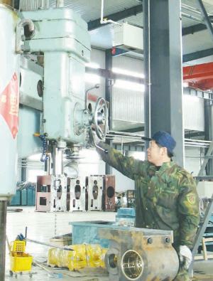 伊通:吉林“钰兴机械”产品主销一汽时丰等厂家[图]--图像--市场报网络版